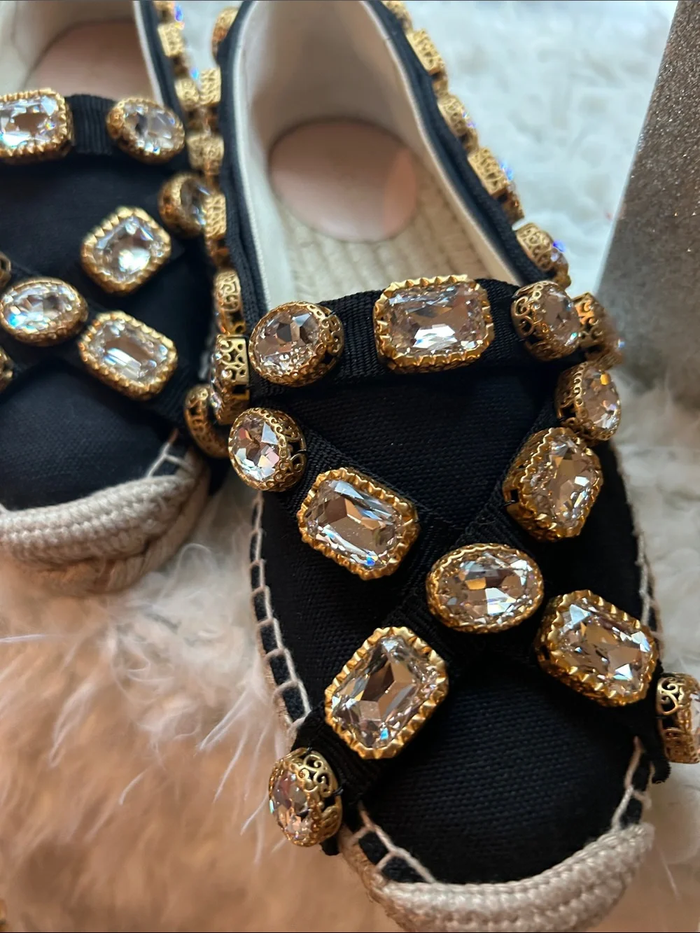 Gucci slip on